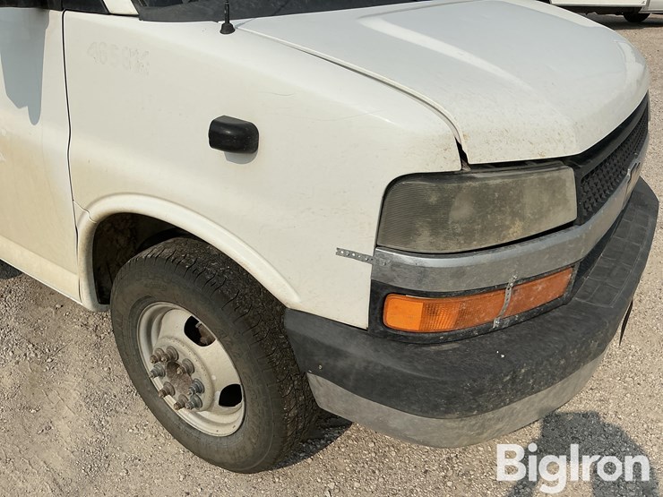 chevrolet-express-g3500-image-9
