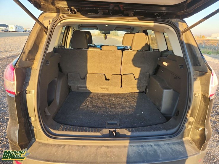 2013-ford-escape-image-21