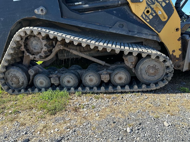 2018-asv-posi-track-rt120f-image-5