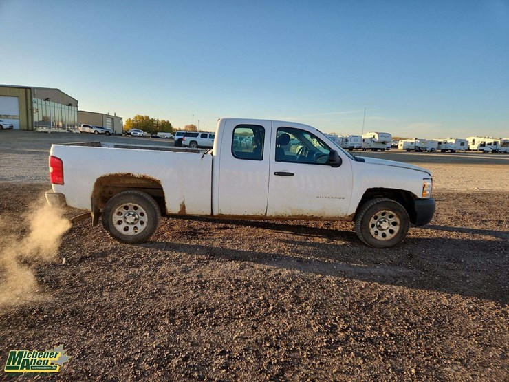 2012-chevrolet-silverado-1500-image-22
