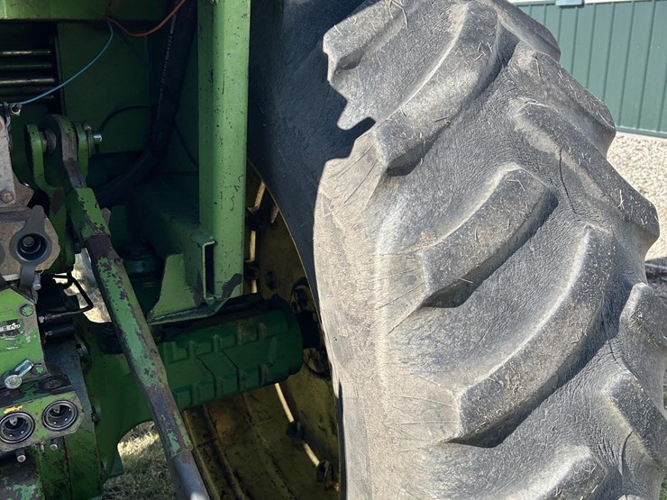 john-deere-4430-image-21