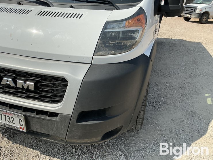 2021-dodge-3500-image-9