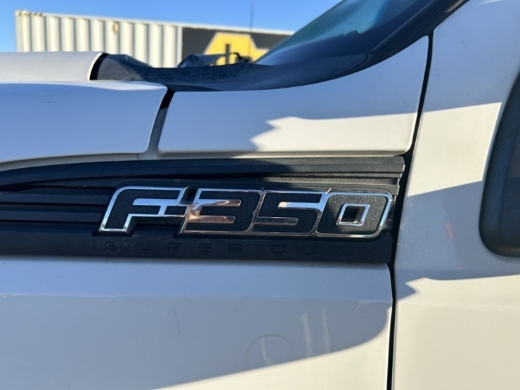 2016-ford-f350-image-10
