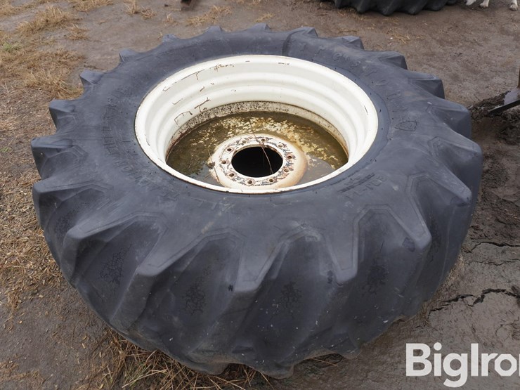 23.1-34-tires-&-rims-image-9