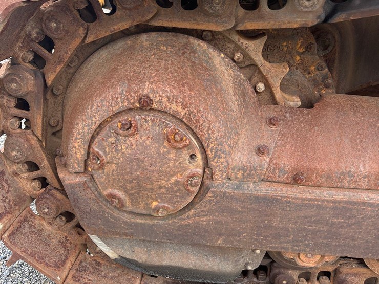 caterpillar-d6c-image-11