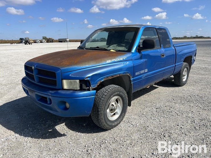 1999-dodge-ram-1500-image-1