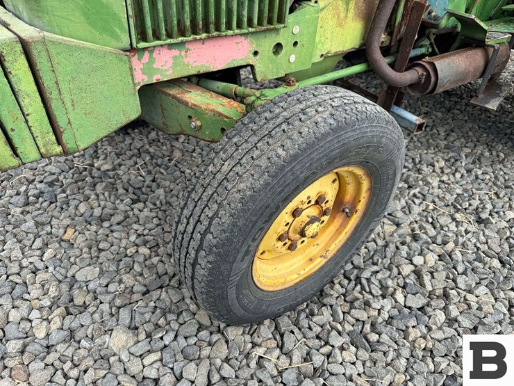 1978-john-deere-2040-tractor-image-12