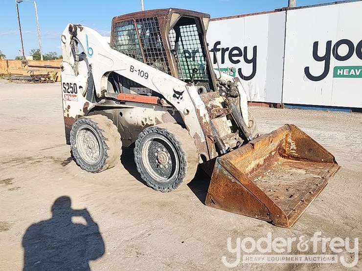 2008-bobcat-s250-image-7