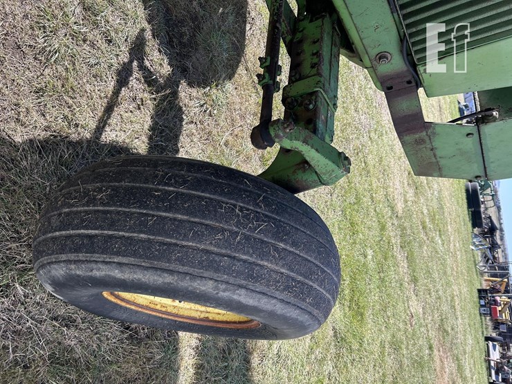 john-deere-4430-image-22