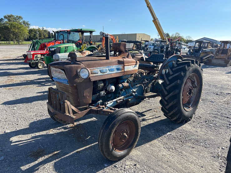ford-3000-image-3