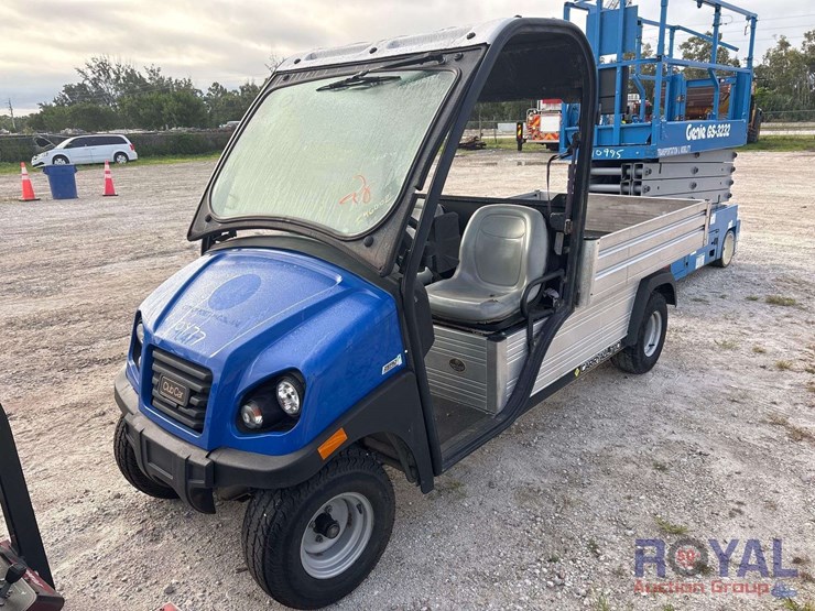club-car-carryall-710-electric-utility-cart-image-1