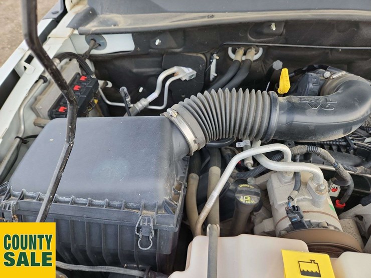 2009-dodge-nitro-image-25