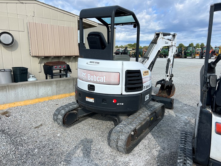 2012-bobcat-e35-image-6