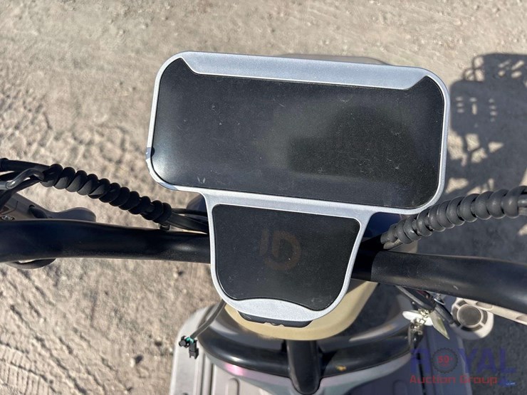 irgc40-electric-tricycle-image-8