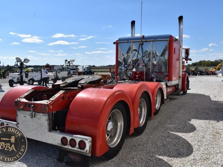 1990-peterbilt-379-image-5
