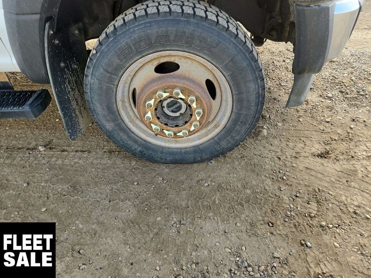 2020-ford-f550-image-19