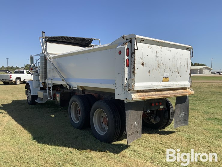 1986-freightliner-flc120-image-7