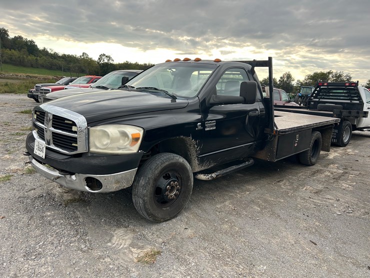 2007-dodge-3500-image-1