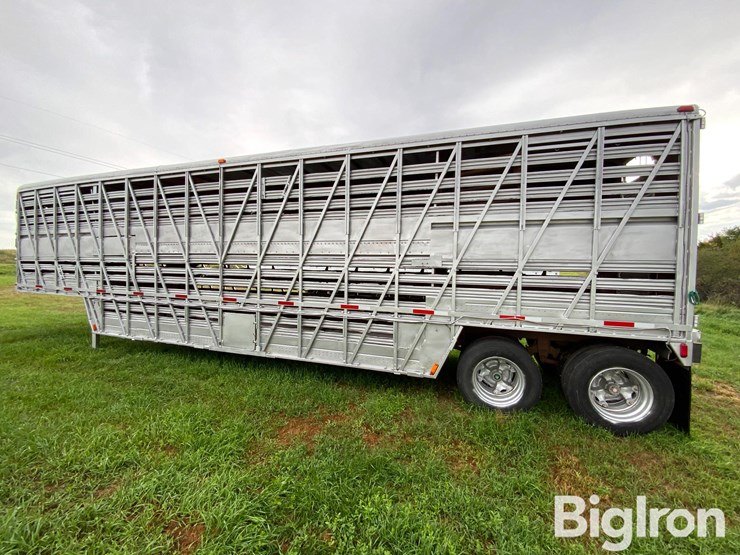 1965-wilson-livestock-trailer-image-8