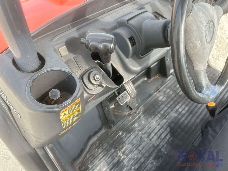 2015-kubota-rtv-x900-4x4-utility-cart-image-8