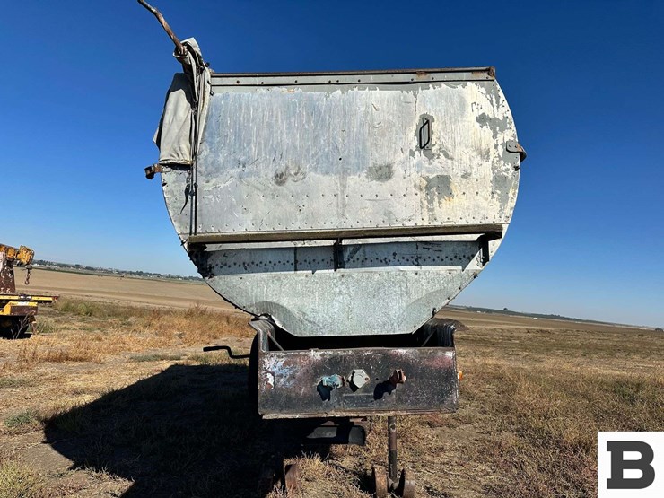 1954-pike-grain-trailer-image-7