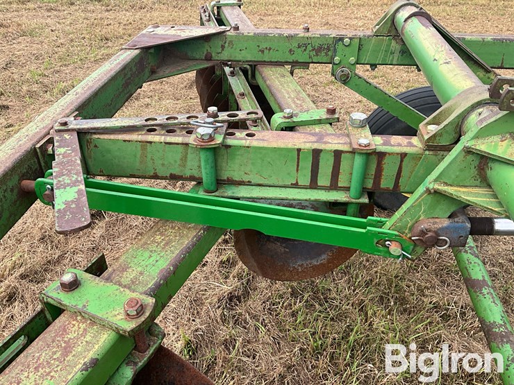 john-deere-14-image-19