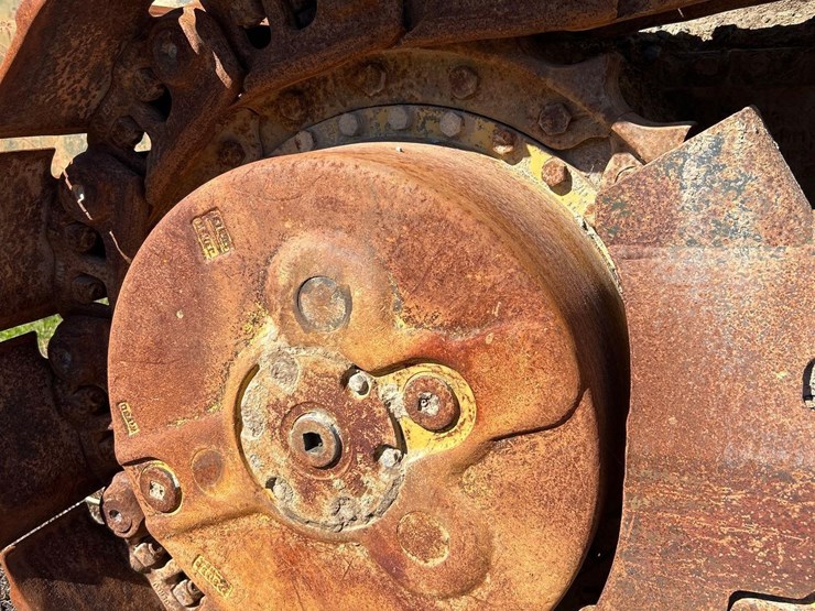 caterpillar-973-image-11