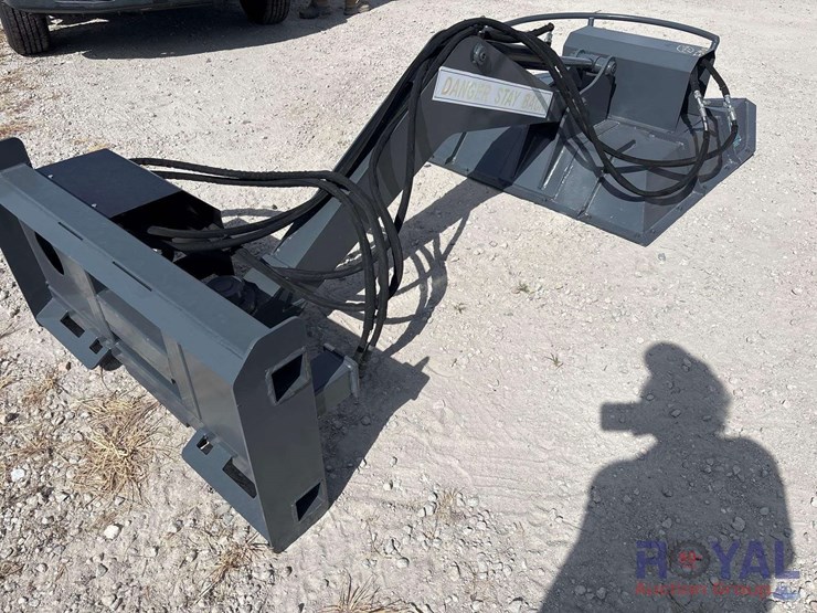wolverine-hydraulic-slope-mower-skid-steer-attachment-image-4