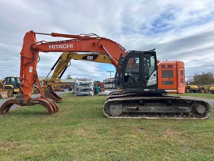 2017-hitachi-zx245us-lc-6n-image-7