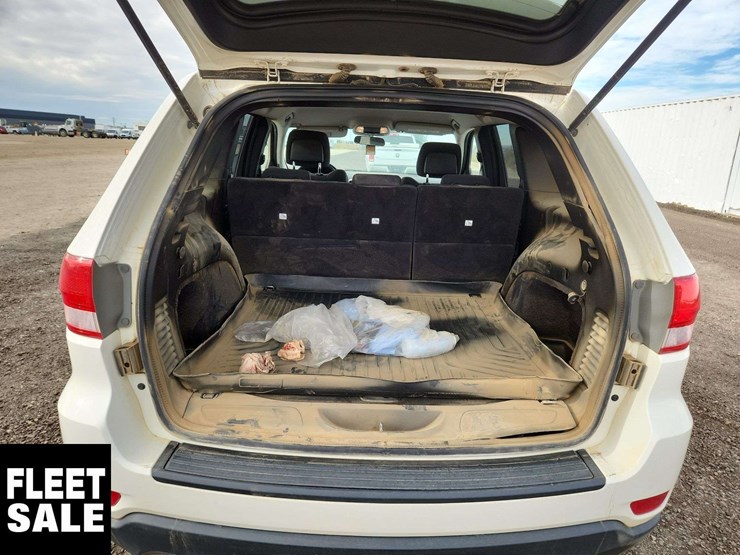 2012-jeep-grand-cherokee-image-22