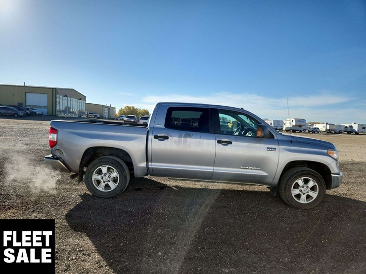 2017-toyota-tundra-image-23