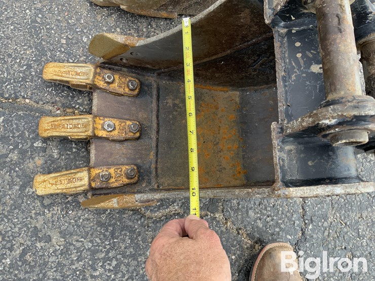 2015-caterpillar-301.7d-cr-image-17