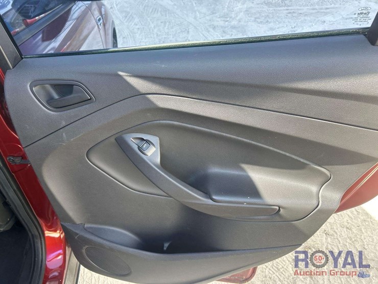 2016-ford-escape-image-23