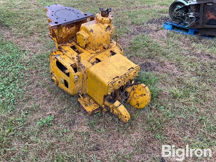 caterpillar-d6-image-3