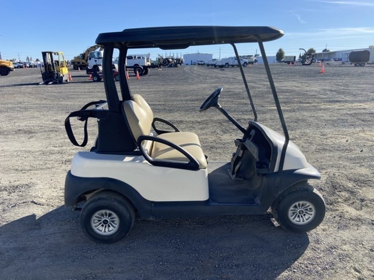 club-car-precedent-golf-cart-image-6