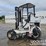 2004-moffett-m5500-image-3