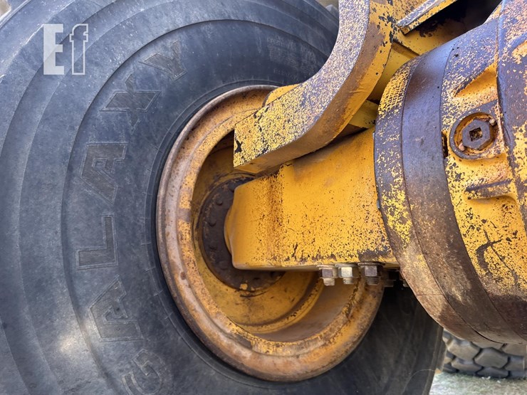 2003-deere-824j-image-72