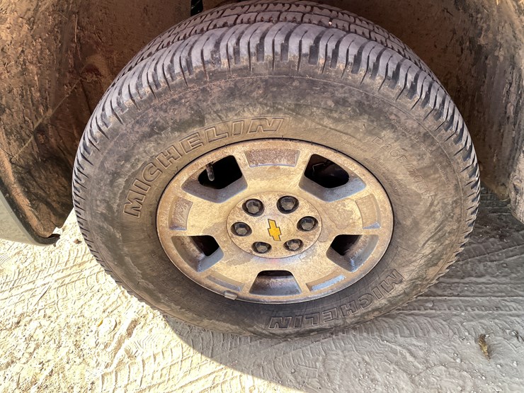 2010-chevrolet-silverado-1500-image-96