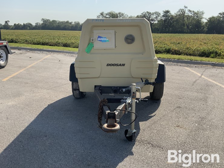 2015-doosan-p185wdz-t4f-image-2