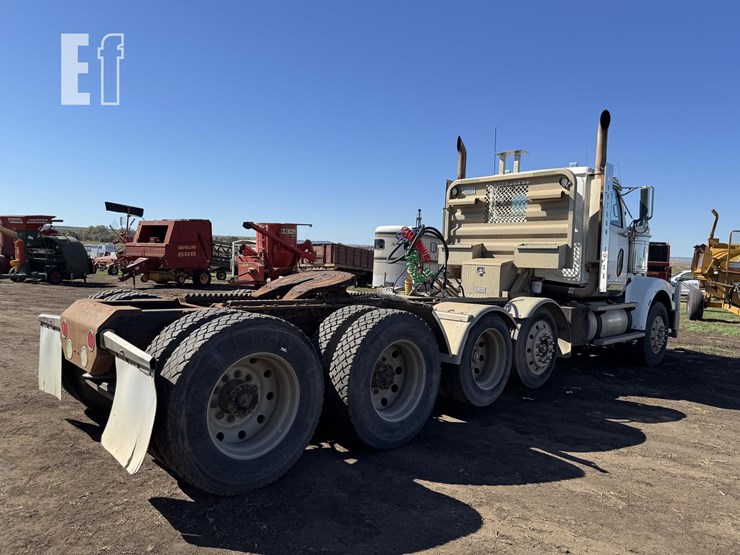 2009-western-star-4900-image-3