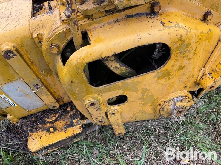 caterpillar-d6-image-13