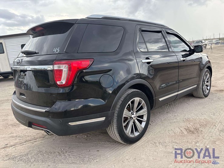 2018-ford-explorer-image-3