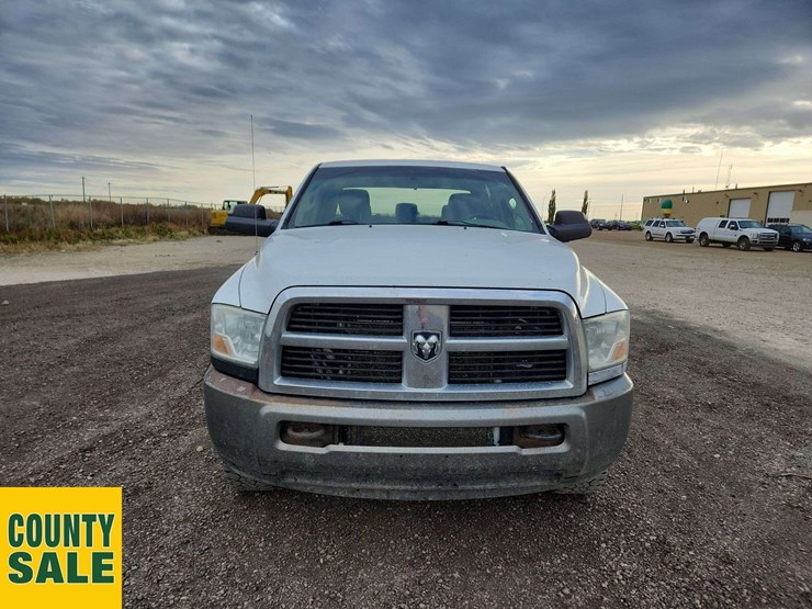 2010-dodge-ram-2500-image-21