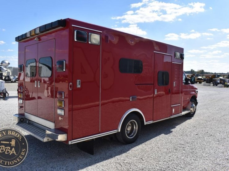 2007-ford-e450-image-5