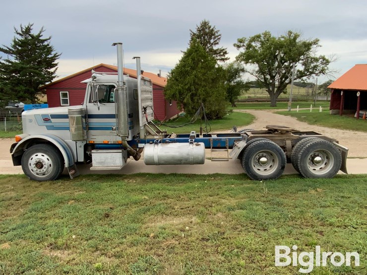 1989-peterbilt-379-image-8