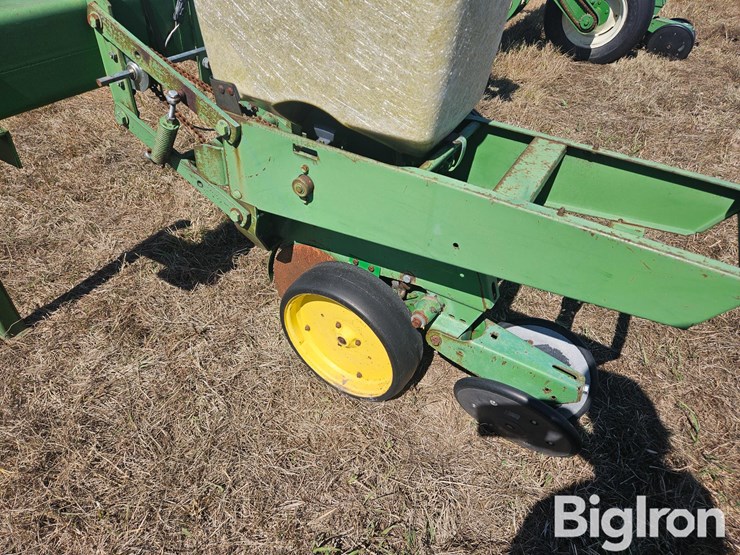 john-deere-7100-image-16