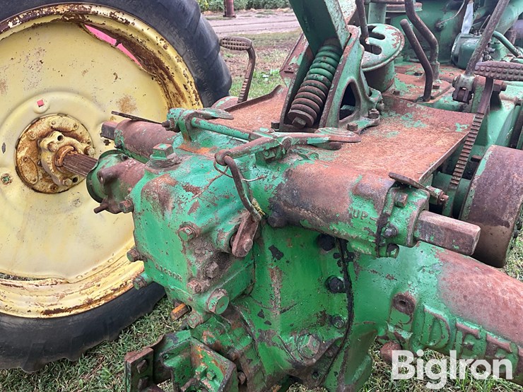 1941-john-deere-model-a-image-13