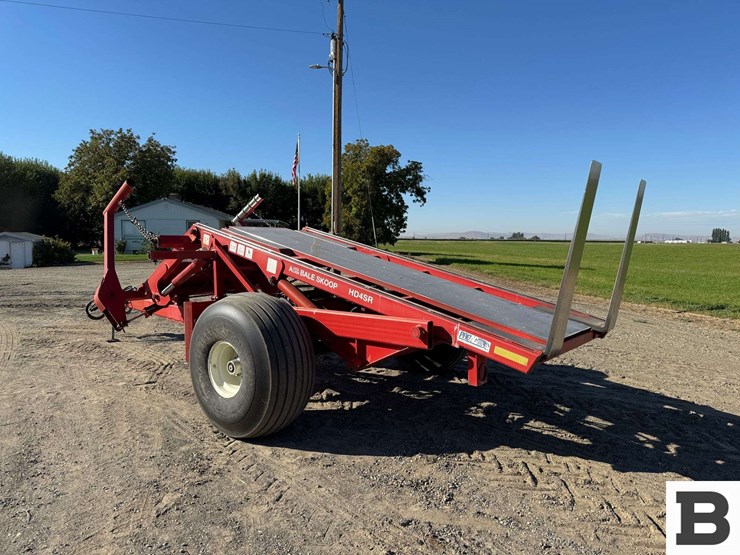 morris-pro-ag-bale-stacker-image-3