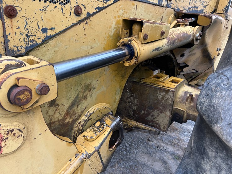 caterpillar-525b-image-20