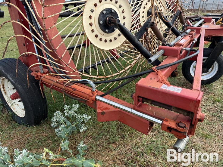 h-&-s-hay-machine-ii-image-14